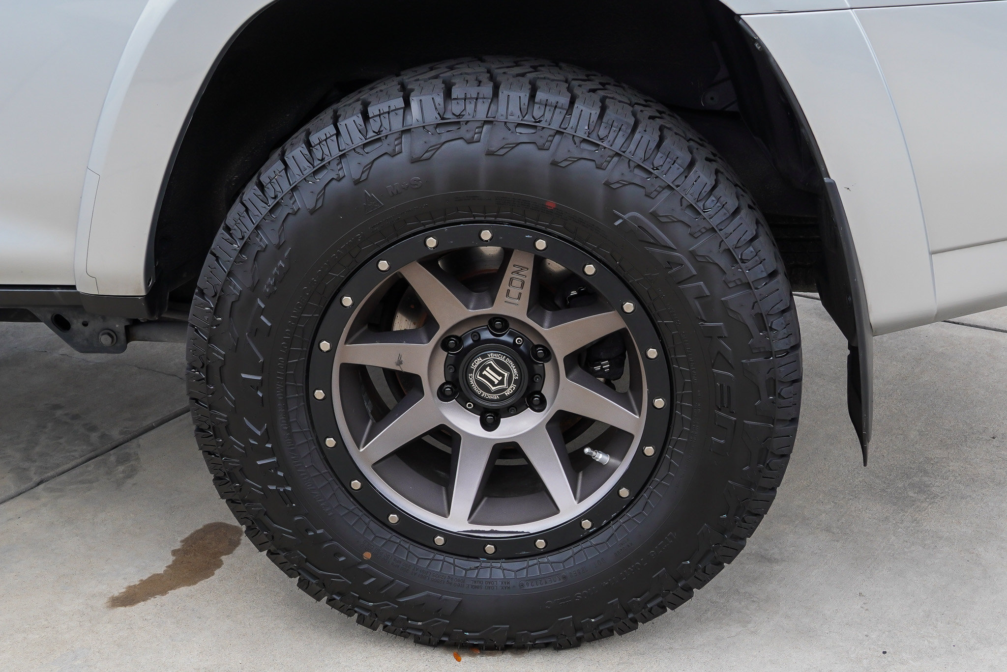 Used 2015 Toyota 4Runner SR5 Premium AWD/4WD image 13