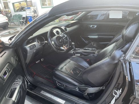 Used 2019 Ford Mustang GT Premium RWD image 13