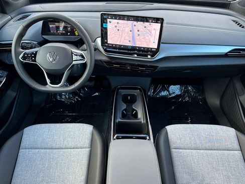 New 2025 Volkswagen ID.4 Pro image 12