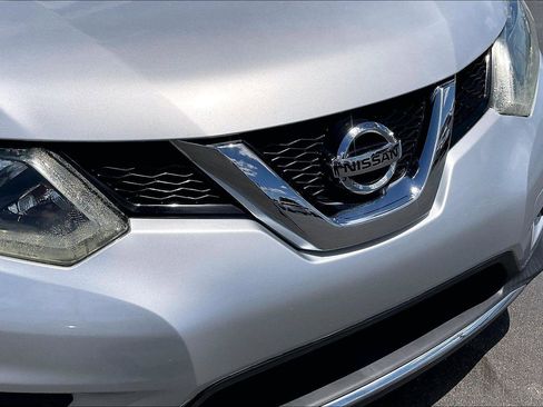 Used 2014 Nissan Rogue SV w/ SV Premium Package FWD image 29