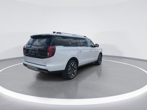 New 2026 Ford Expedition Max Platinum image 8