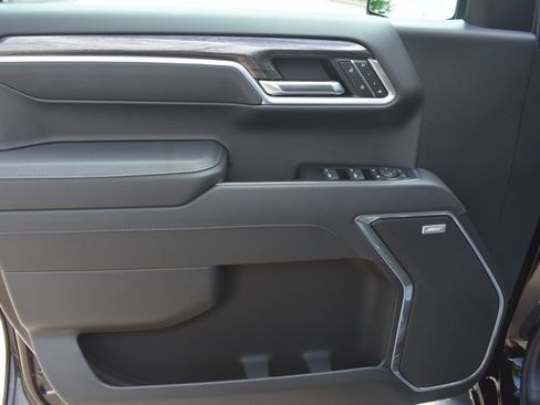 New 2026 Chevrolet Silverado 1500 LTZ w/ Technology Package AWD/4WD image 15