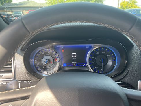 Used 2023 Chrysler 300 S image 16