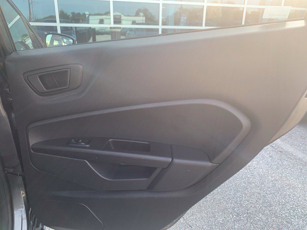 Used 2018 Ford Fiesta SE w/ Equipment Group 201A FWD image 23