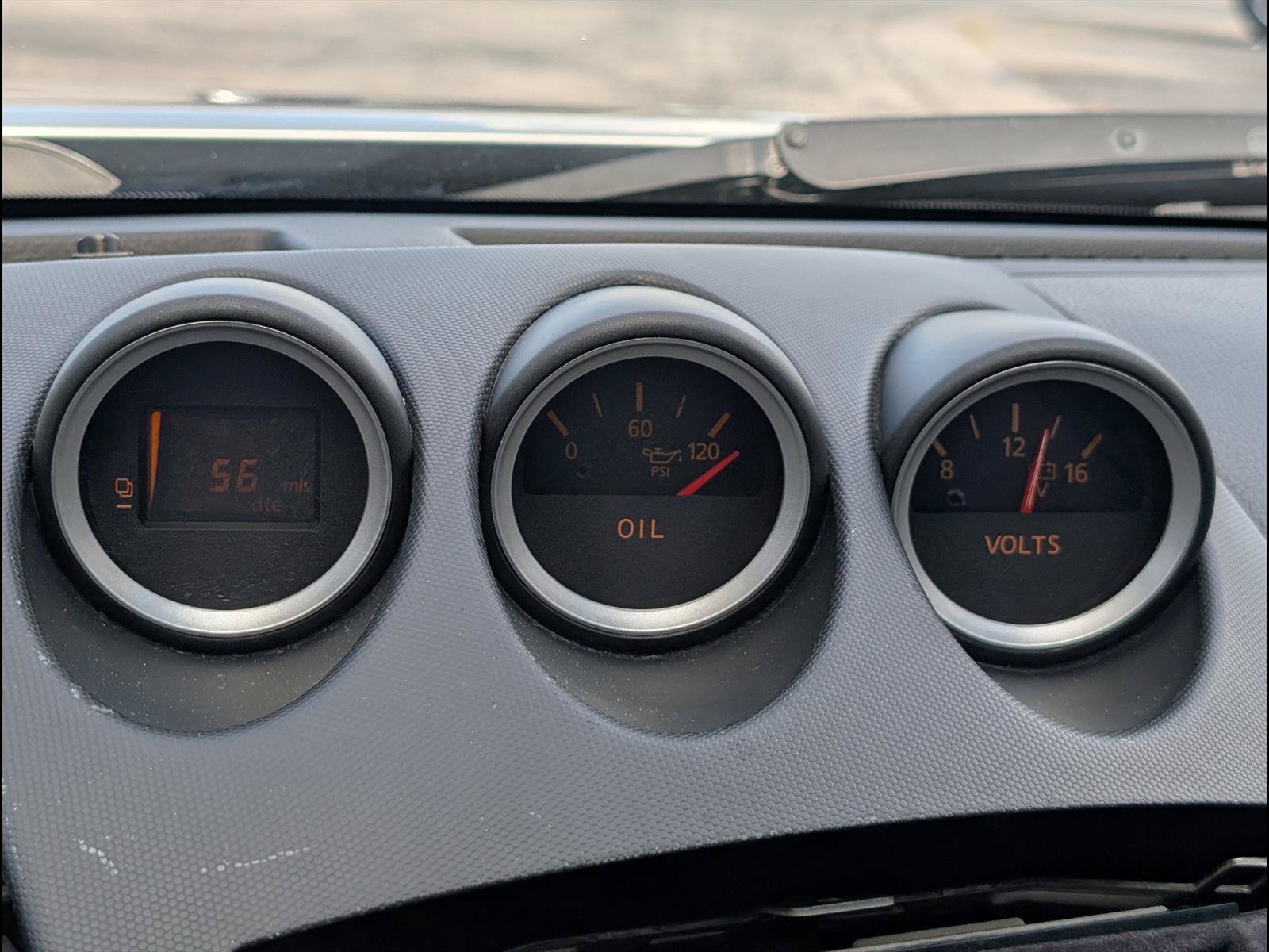 Used 2004 Nissan 350Z Enthusiast RWD image 13