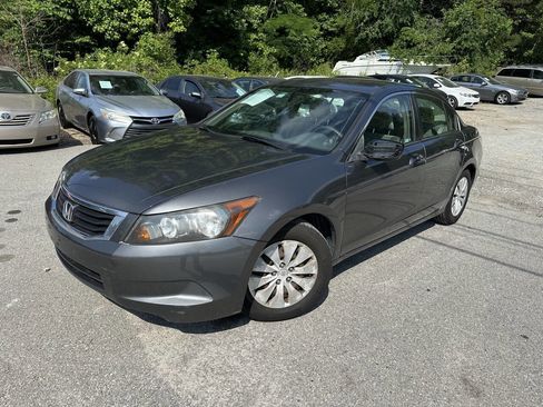 Used 2009 Honda Accord LX image 2