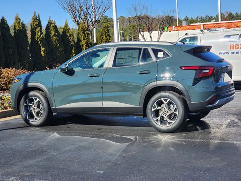 New 2026 Chevrolet Trax LT w/ Driver Confidence Package image 8