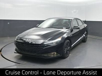 Used 2023 Hyundai Elantra SEL w/ Cargo Package