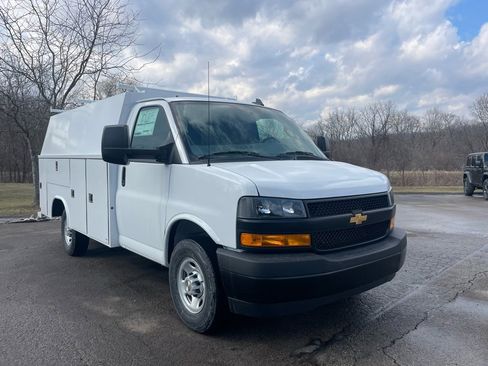 New 2026 Chevrolet Express 3500 w/ Power Convenience Package image 1