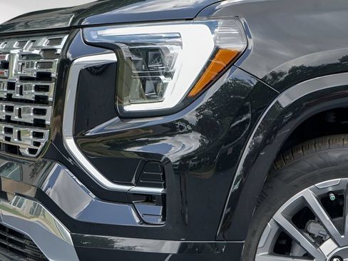 New 2026 GMC Terrain Denali AWD/4WD image 3