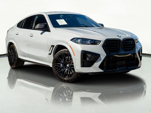 Used 2024 BMW X6 M Competition w/ Executive Package image 4