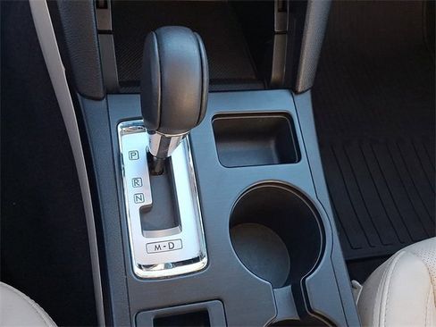 Used 2017 Subaru Outback 3.6R Limited image 15