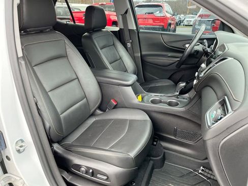 Used 2018 Chevrolet Equinox Premier image 25