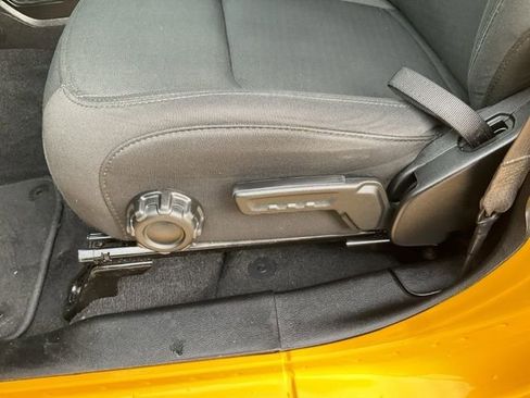 Used 2019 Jeep Wrangler Unlimited Sport S image 6