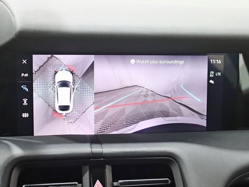 Used 2022 Porsche Taycan 4 Cross Turismo image 17