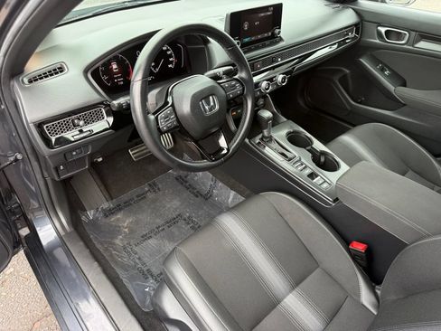 Used 2025 Honda Civic Sport image 13