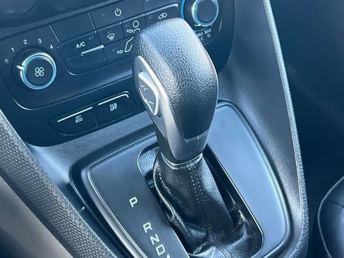 Used 2020 Ford Transit Connect XL image 23