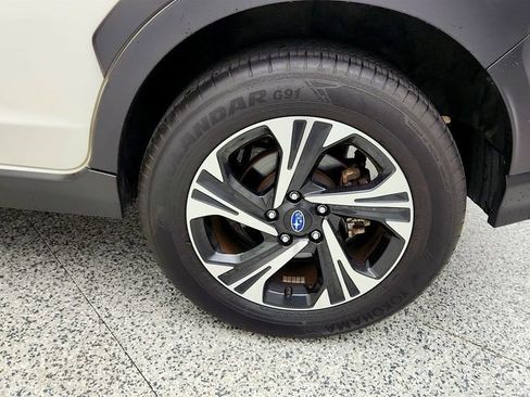 Used 2024 Subaru Crosstrek 2.0i Premium AWD/4WD image 9