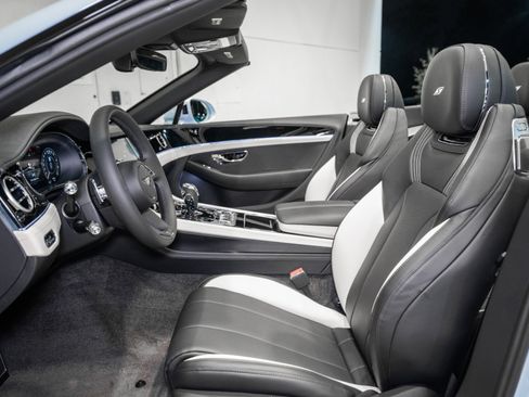 New 2026 Bentley Continental GTC AWD/4WD image 19