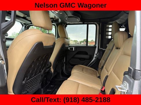 Used 2019 Jeep Wrangler Unlimited Rubicon AWD/4WD image 9