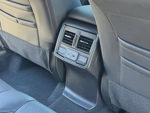 Certified 2025 Subaru Forester Limited AWD/4WD image 22