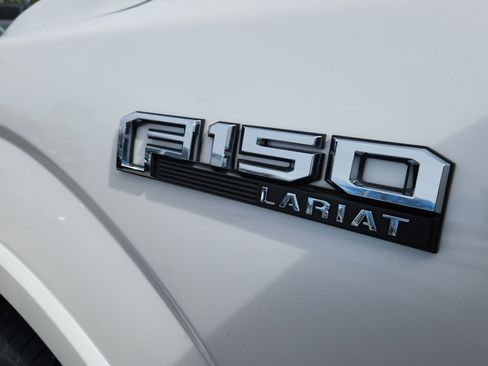 Used 2017 Ford F150 Lariat image 7