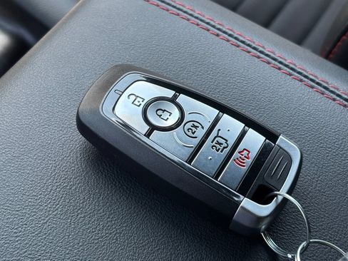 Used 2025 Ford Explorer ST-Line w/ ST-Line Street Pack AWD/4WD image 26