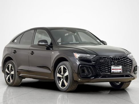 Used 2023 Audi Q5 2.0T Premium Plus w/ Premium Plus Package AWD/4WD image 7