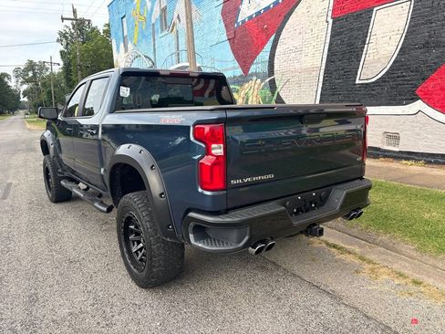 Used 2019 Chevrolet Silverado 1500 LT Trail Boss AWD/4WD image 5