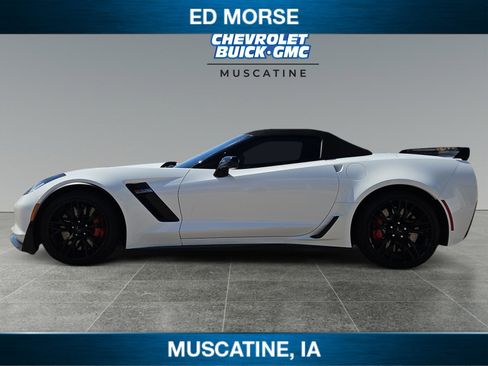Used 2016 Chevrolet Corvette Z06 w/ 3LZ Preferred Equipment Group image 2