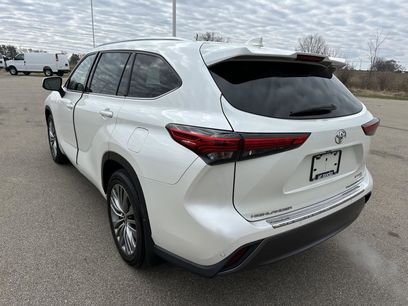 Used 2020 Toyota Highlander Platinum