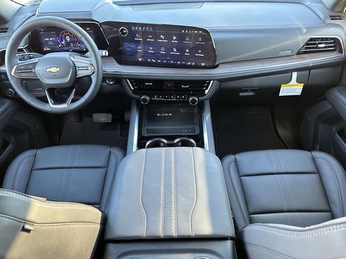 New 2026 Chevrolet Suburban High Country RWD image 12