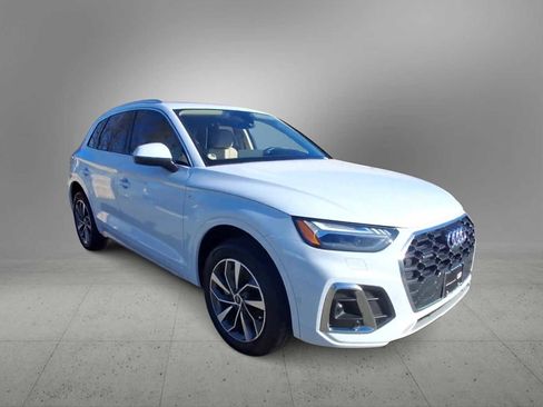 Certified 2023 Audi Q5 2.0T Prestige w/ Prestige Package image 2
