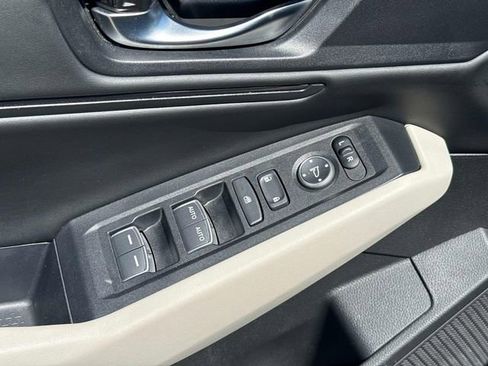 Used 2024 Honda Accord EX image 13