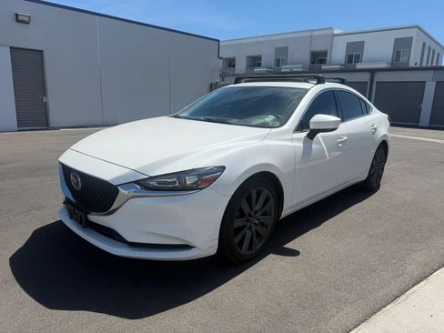 Used 2018 MAZDA MAZDA6 Touring FWD image 2
