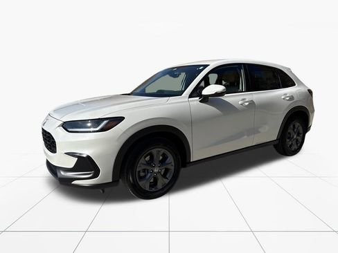 New 2026 Honda HR-V LX image 3