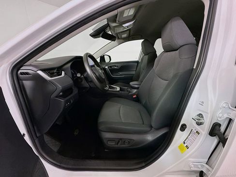 Certified 2024 Toyota RAV4 XLE image 20