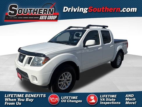 Used 2011 Nissan Frontier PRO-4X w/ Pro-4x Luxury Pkg image 1