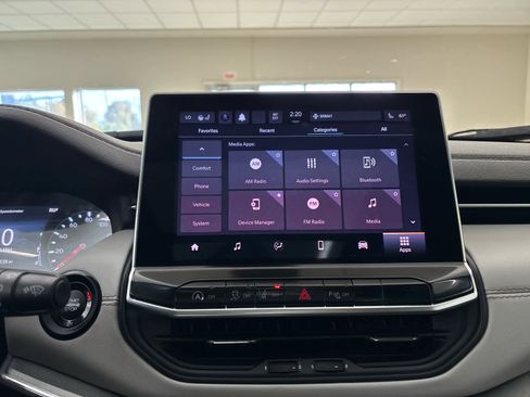 Used 2023 Jeep Compass Limited w/ Sun and Sound Group image 40