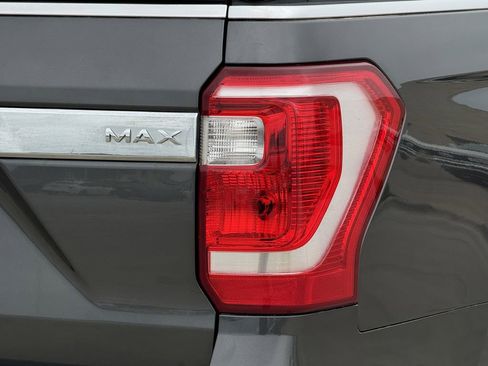 Used 2020 Ford Expedition Max XLT w/ Equipment Group 202A RWD image 11