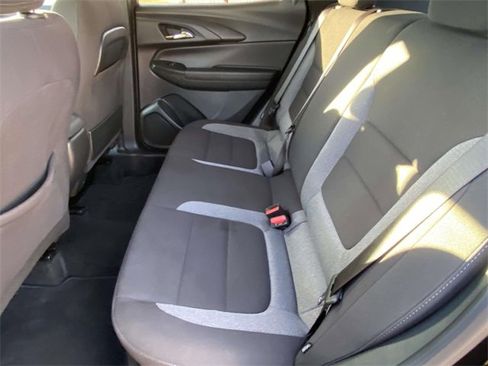 Used 2025 Chevrolet TrailBlazer LT image 10