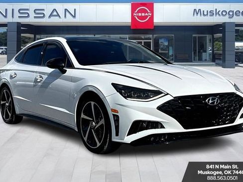 Used 2023 Hyundai Sonata SEL Plus image 1