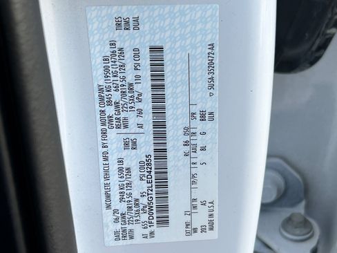 Used 2020 Ford F550 2WD Crew Cab Super Duty image 27