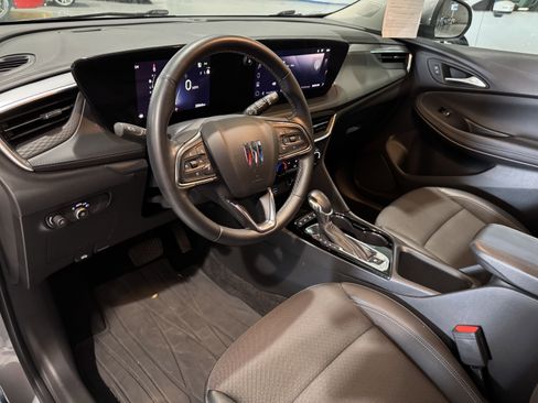 Used 2024 Buick Encore GX Preferred w/ Comfort Package image 28