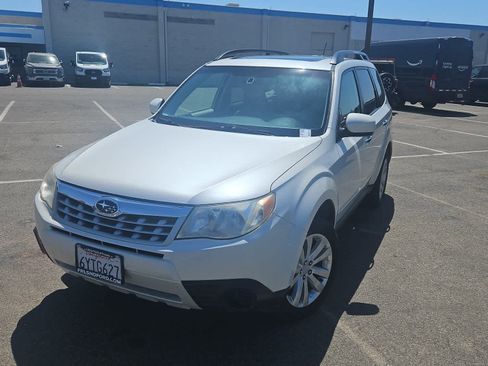 Used 2013 Subaru Forester 2.5X Premium AWD/4WD image 1