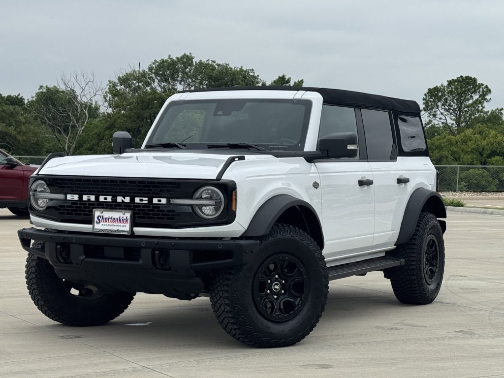 Used 2024 Ford Bronco Wildtrak AWD/4WD image 2