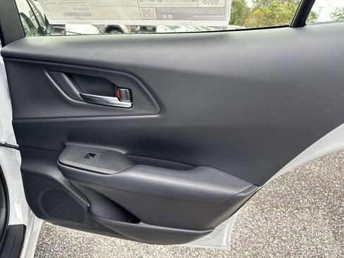 New 2026 Toyota Prius FWD image 19
