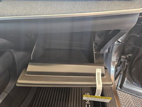 New 2026 Nissan Kicks SV w/ SV Premium Package image 29