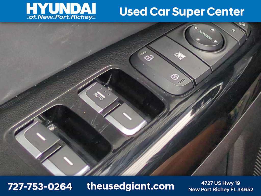 Used 2020 Kia Sportage EX FWD image 27