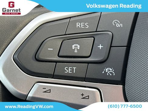 Certified 2022 Volkswagen Taos SE w/ Driver Assistance Package image 20